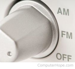 AM and FM adjustment knob.