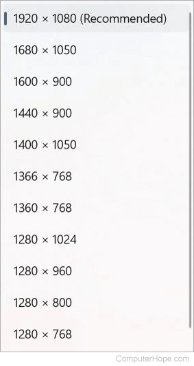 Windows 11 drop-down menu for selecting display resolution